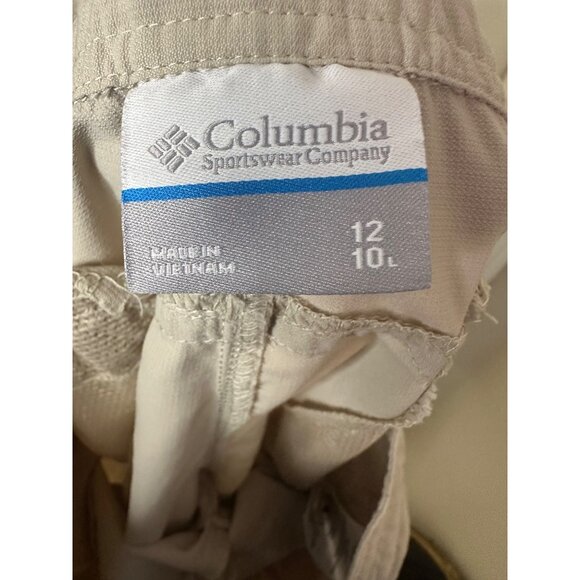 Columbia East Ridge Cargo Shorts Size 12 Beige Outdoor Hiking Lightweight Nylon - Picture 3 of 11